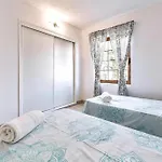 Two Bedroom In Playa De Americas, Free Wifi * Playa de las Américas