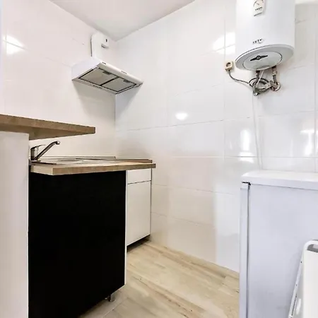 Two Bedroom In Playa De Americas, Free Wifi *