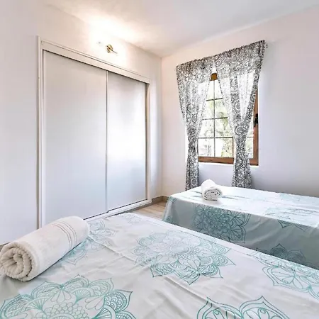 Two Bedroom In Playa De Americas, Free Wifi * 美洲海滩