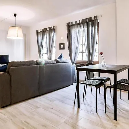 Two Bedroom In Playa De Americas, Free Wifi 아파트