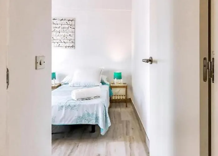 아파트 Two Bedroom In Playa De Americas, Free Wifi *